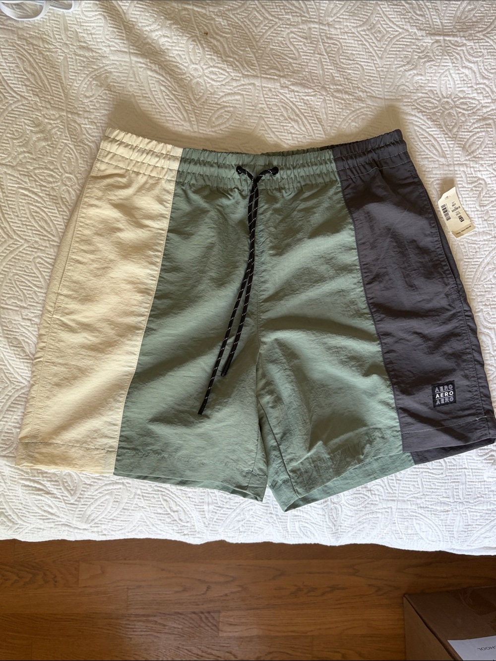 Aeropostale Men’s Shorts 6.5”